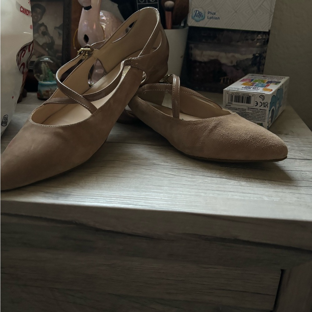 Nine West flats